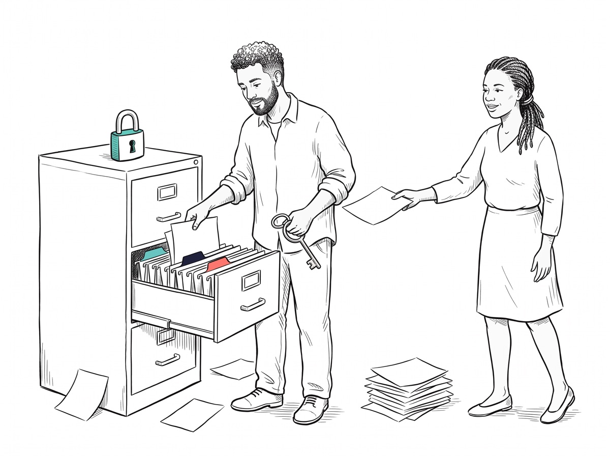 Handgezeichnete Illustration: Ein Mann sortiert Dokumente in einen soliden Aktenschrank mit farbigen Registern und hält einen großen Schlüssel, eine Kollegin reicht ihm ein weiteres Dokument
